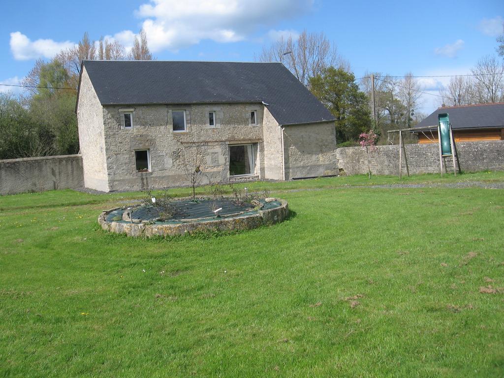 Вилла La Ferme De Montigny Asnieres-en-Bessin Экстерьер фото
