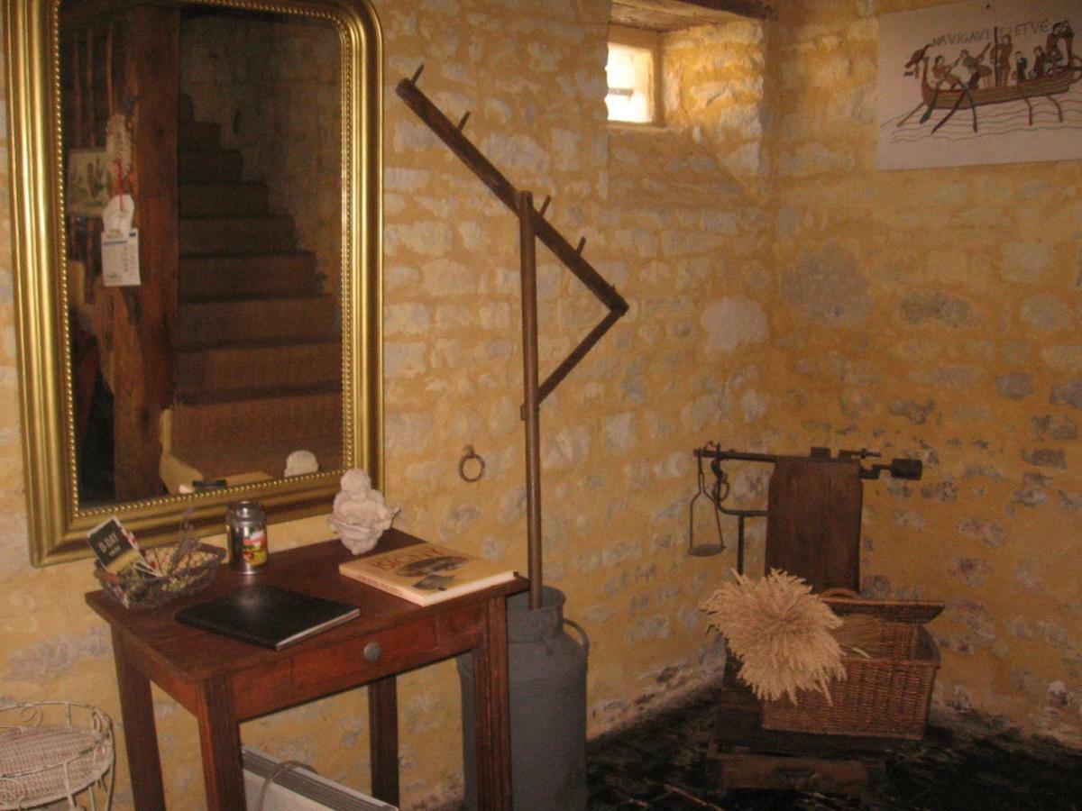 Вилла La Ferme De Montigny Asnieres-en-Bessin Экстерьер фото